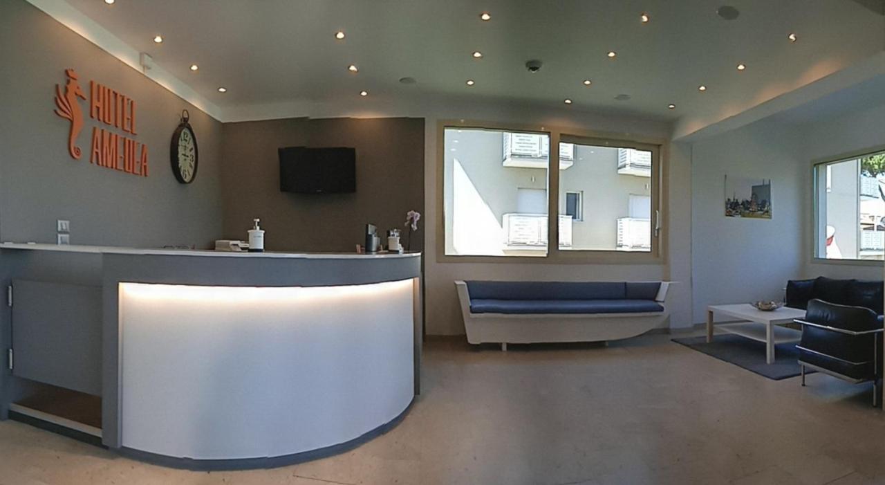 Hotel Amedea Cervia Exteriör bild