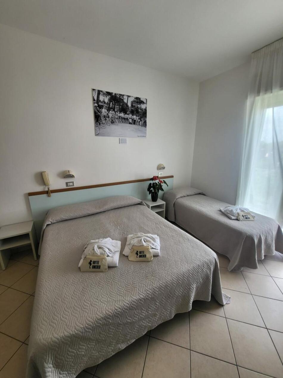 Hotel Amedea Cervia Exteriör bild